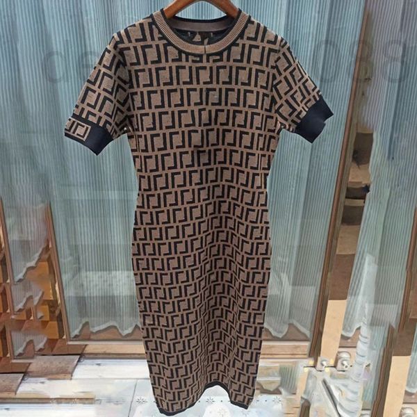 casual dresses designer summer 22 new round neck pullover classic coffee all over lettering temperament slim fitting short sleeve knitted dr, Black;gray
casual dresses designer summer 22 new round neck pullover classic coffee all over lettering temperament slim fitting short sleeve knitted dr, Black;gray