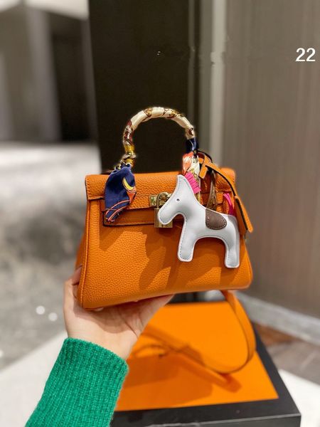 classic designer women handbag shoulder bags cross body style strap tote purse handbag genuine leather palm print kelly bag 22cm
classic designer women handbag shoulder bags cross body style strap tote purse handbag genuine leather palm print kelly bag 22cm