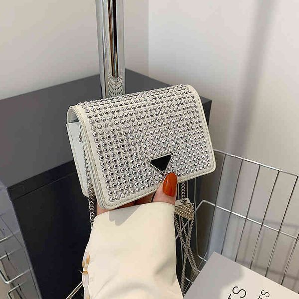 diamond inlaid small square bag is popular year. 2022 new chic chain simple messenger bag is foreign style and fashionable one shoulder
diamond inlaid small square bag is popular year. 2022 new chic chain simple messenger bag is foreign style and fashionable one shoulder