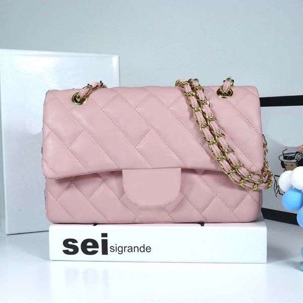 the new leather small fragrant wind diamond chain one shoulder crossbody bags golden ball square fat women's bag sheepskin mini square
the new leather small fragrant wind diamond chain one shoulder crossbody bags golden ball square fat women's bag sheepskin mini square