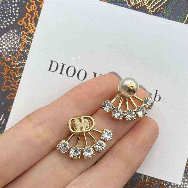 50% off online high-end version earrings female letter pearl fan-shaped rhinestone light luxury fashion earrings, Golden
50% off online high-end version earrings female letter pearl fan-shaped rhinestone light luxury fashion earrings, Golden