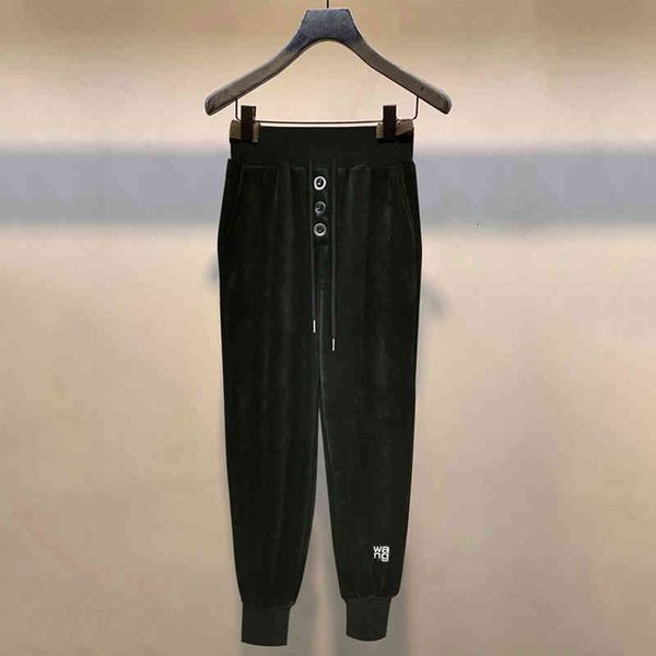 women's shorts aw letter dawang family high waist golden velvet sports casual pants winter black legged trousers, White;black
women's shorts aw letter dawang family high waist golden velvet sports casual pants winter black legged trousers, White;black