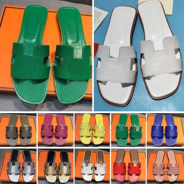 2022 famous brand beach slippers classic flat heel summer designer fashion flops leather lady slides women shoes l bath ladies sandals large 
2022 famous brand beach slippers classic flat heel summer designer fashion flops leather lady slides women shoes l bath ladies sandals large