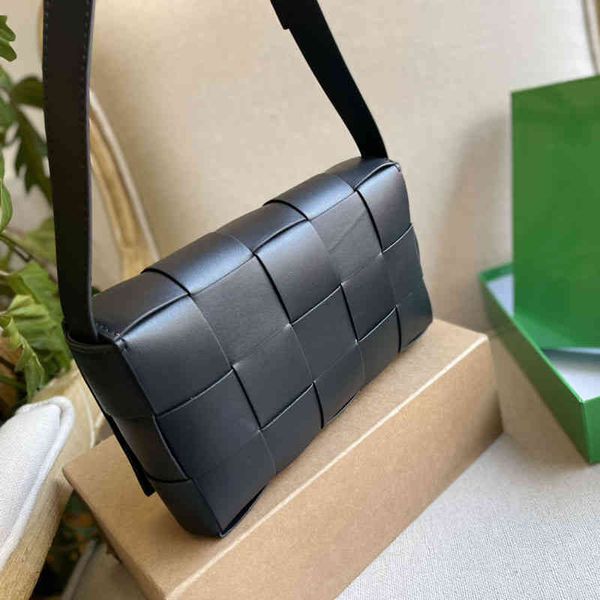 original edition designer handbags bottegav venetass handbag bag female 2022 cassette woven single shoulder messenger pillow solid leather s
original edition designer handbags bottegav venetass handbag bag female 2022 cassette woven single shoulder messenger pillow solid leather s