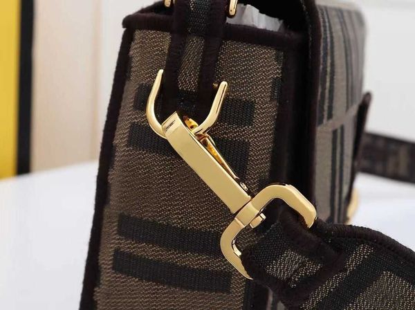 2022 designer hobo tote famous bag baguette fashion luxury designer handbag women crossbody shoulder bags favorite purse mm real
2022 designer hobo tote famous bag baguette fashion luxury designer handbag women crossbody shoulder bags favorite purse mm real