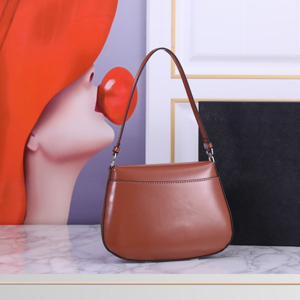 women's fashion and cool underarm bags genuine leather large capacity simple design cell phone bag fine workmanship suitable for all oc
women's fashion and cool underarm bags genuine leather large capacity simple design cell phone bag fine workmanship suitable for all oc