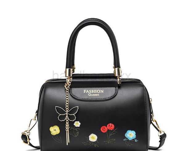 boston bag handbag 2022 new womens fashion versatile one shoulder crossbody embroidered pillow bags
boston bag handbag 2022 new womens fashion versatile one shoulder crossbody embroidered pillow bags