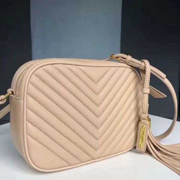 wholesale leather shoulder bag chain purse fashion wave chain purse cowhide handbag presbyopic card holder evening bag messenger women
wholesale leather shoulder bag chain purse fashion wave chain purse cowhide handbag presbyopic card holder evening bag messenger women