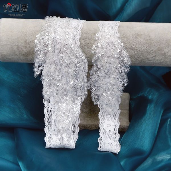 shiny sequins bridal garter accessory white lace edge princess style collar thigh rings leg set leg ring leg band wedding accessories 2pcs
shiny sequins bridal garter accessory white lace edge princess style collar thigh rings leg set leg ring leg band wedding accessories 2pcs