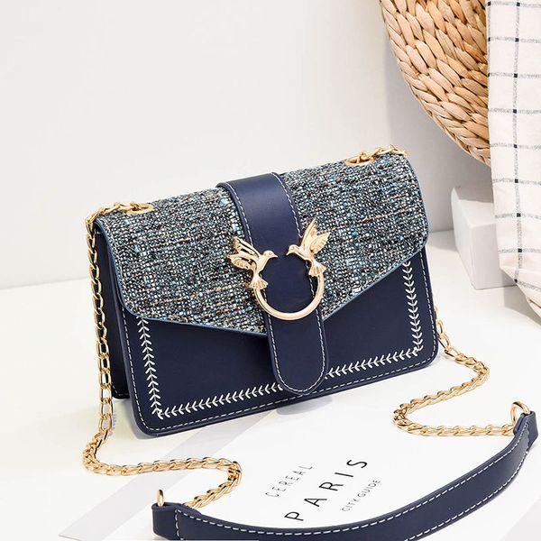 luxurys designers handbags purses bag women tote brand letter embossing genuine leather shoulder bags crossbody
luxurys designers handbags purses bag women tote brand letter embossing genuine leather shoulder bags crossbody