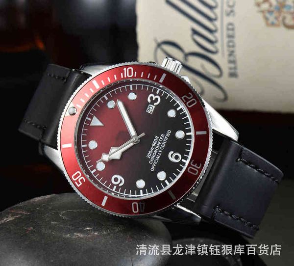 fashion watches mens montre diamond movement luxury designer watch fashion women's men's tudors f92r, Slivery;golden
fashion watches mens montre diamond movement luxury designer watch fashion women's men's tudors f92r, Slivery;golden