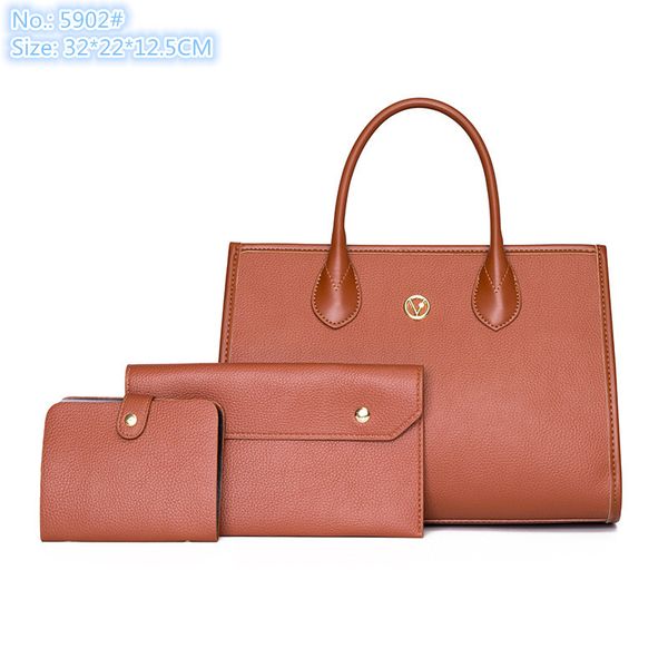 wholesale factory ladies shoulder bags 4 colors simple joker solid color leather handbag large capacity multi-layer fashion tote bag elegant
wholesale factory ladies shoulder bags 4 colors simple joker solid color leather handbag large capacity multi-layer fashion tote bag elegant