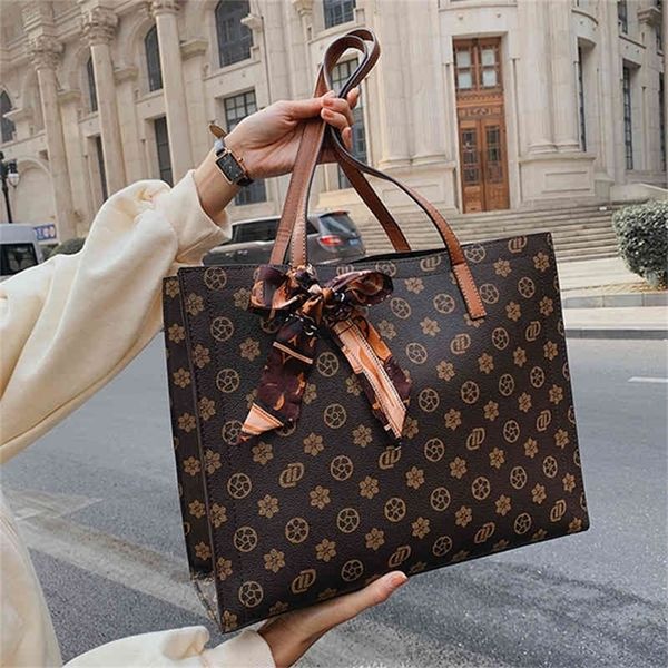 factory sale super low discount large capacity winter versatile fashion net red hand bill of lading shoulder bag simple tote bag
factory sale super low discount large capacity winter versatile fashion net red hand bill of lading shoulder bag simple tote bag