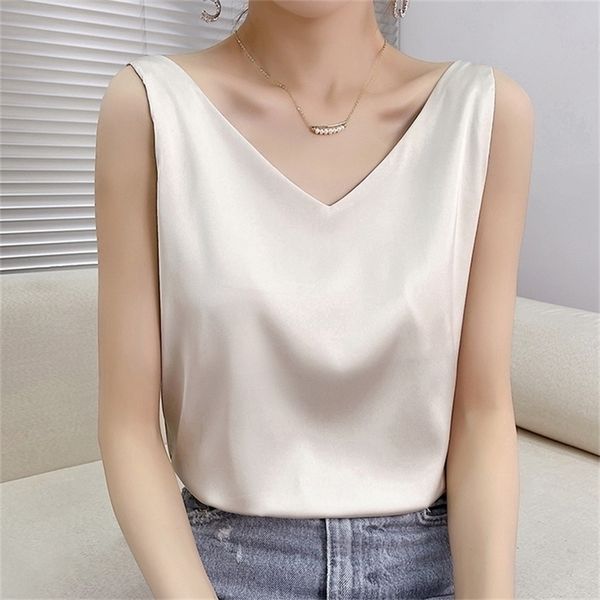 summer shiny satin silk tshirt women harajuku t shirt sleeveless fashion t-shirt woman tee casual female luxury 220401, White
summer shiny satin silk tshirt women harajuku t shirt sleeveless fashion t-shirt woman tee casual female luxury 220401, White