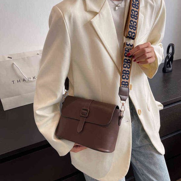 fashion bags popular women's winter versatile 2022 new trendy single shoulder messenger bag simple small square trend designer handbag
fashion bags popular women's winter versatile 2022 new trendy single shoulder messenger bag simple small square trend designer handbag