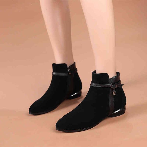 slippers short boots women's autumn winter frosted cow leather flat bottom large thick heel pointed head versatile plush martin cgkc, Black
slippers short boots women's autumn winter frosted cow leather flat bottom large thick heel pointed head versatile plush martin cgkc, Black