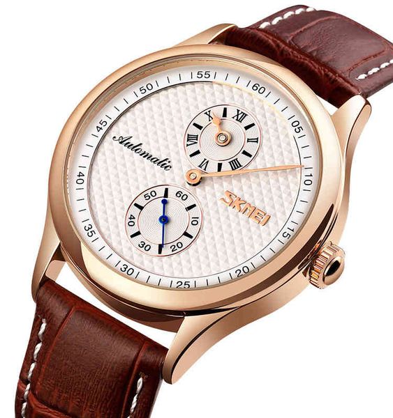 2022 moon phase leather wrist automatic watch mechanical for men, Slivery;brown
2022 moon phase leather wrist automatic watch mechanical for men, Slivery;brown