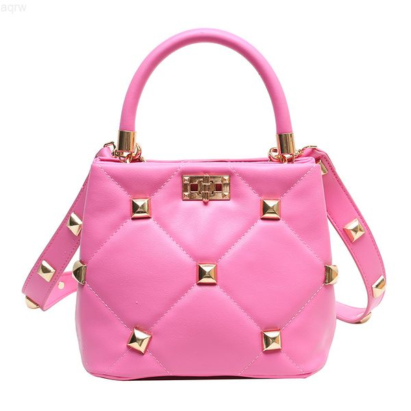 fashion rivet shoulder bag 2022 trend women handbag wild crossbody bags wallet luxury brand female phone pack
fashion rivet shoulder bag 2022 trend women handbag wild crossbody bags wallet luxury brand female phone pack