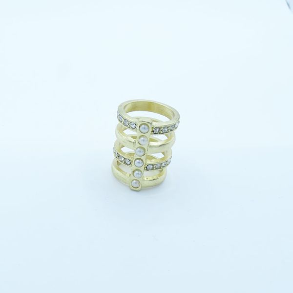 with side stones golden diamond ring wholesale and retail euramerican style ring, Silver
with side stones golden diamond ring wholesale and retail euramerican style ring, Silver