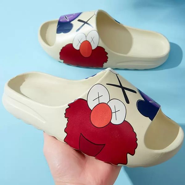 2022 men' slippers summer new net red coconut thick bottom step poo bathroom slipper special pattern watermark shoes, Black;grey
2022 men' slippers summer new net red coconut thick bottom step poo bathroom slipper special pattern watermark shoes, Black;grey