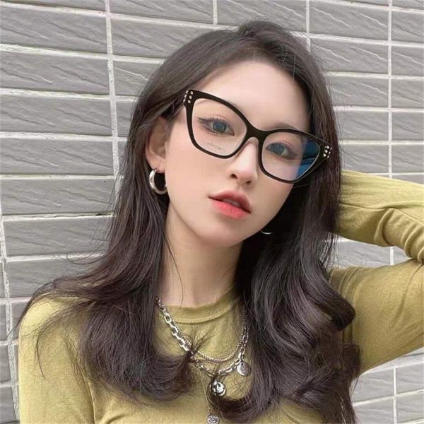 22% off 2022 luxury fashion design high version sunglasses new square myopia same small face glasses frame, White;black
22% off 2022 luxury fashion design high version sunglasses new square myopia same small face glasses frame, White;black