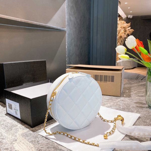 2021 luxurys designers crossbody bag with small diamond lattice purse fashion handbags barrel-shaped bags classic brand tote match boxes
2021 luxurys designers crossbody bag with small diamond lattice purse fashion handbags barrel-shaped bags classic brand tote match boxes