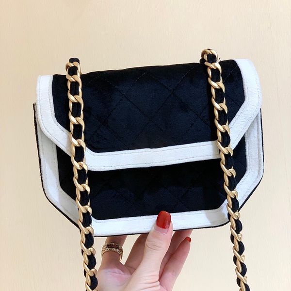 10a mirror quality classic diamond lattice single shoulder bag designer women cross body bags luxuries designers chains bags with box c037
10a mirror quality classic diamond lattice single shoulder bag designer women cross body bags luxuries designers chains bags with box c037