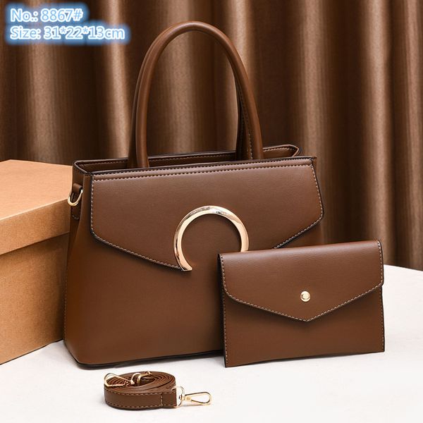 wholesale womens leathers shoulder bags simple solid color leather handbags elegant gold buckle women tote bag large capacity two-piece hand
wholesale womens leathers shoulder bags simple solid color leather handbags elegant gold buckle women tote bag large capacity two-piece hand