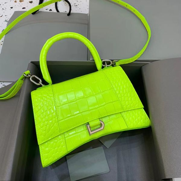 hourglass handbag designer ladies hourglass shiny crocodile embossed chain crossbody bag fashion leather half moon appearance shoulder bags
hourglass handbag designer ladies hourglass shiny crocodile embossed chain crossbody bag fashion leather half moon appearance shoulder bags