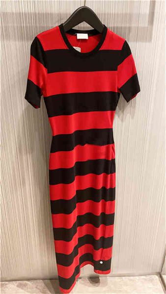 casual dresses round neck stripe print short sleeve dress niche summer side slit hip wrap body, Black;gray
casual dresses round neck stripe print short sleeve dress niche summer side slit hip wrap body, Black;gray