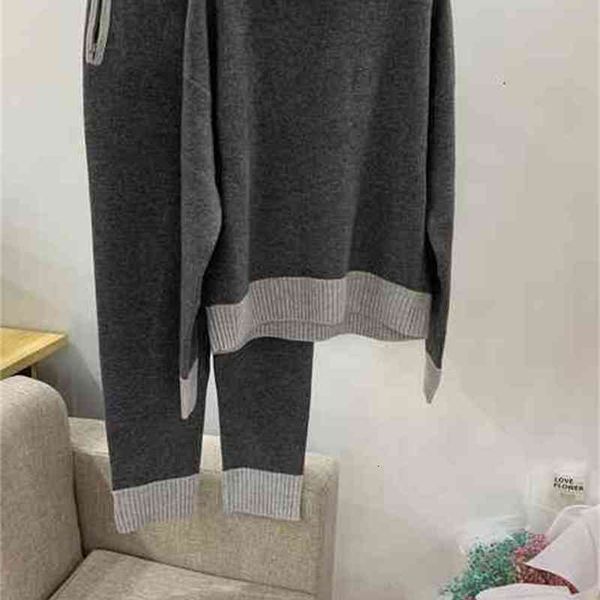 women's suits blazers channel goods knitted cashmere sweater set pure original female, White;black
women's suits blazers channel goods knitted cashmere sweater set pure original female, White;black