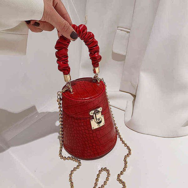 crocodile pattern small bucket bag crossbody bags for women 2021 fashion purses and handbags luxury female designer bag brand g220422
crocodile pattern small bucket bag crossbody bags for women 2021 fashion purses and handbags luxury female designer bag brand g220422
