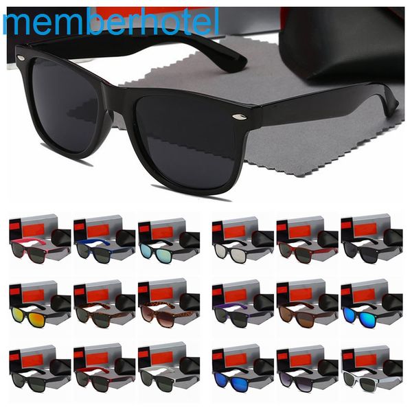 wholale luxury digner sunglass for men women pilot sun glass 2021 classic fashion adumbral eyewear accsori lunett de soleil, White;black
wholale luxury digner sunglass for men women pilot sun glass 2021 classic fashion adumbral eyewear accsori lunett de soleil, White;black