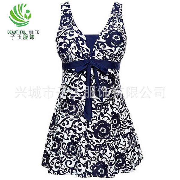 large 2022 one-piece skirt swimsuit women's conservative blue and white porcelain print, White;black
large 2022 one-piece skirt swimsuit women's conservative blue and white porcelain print, White;black