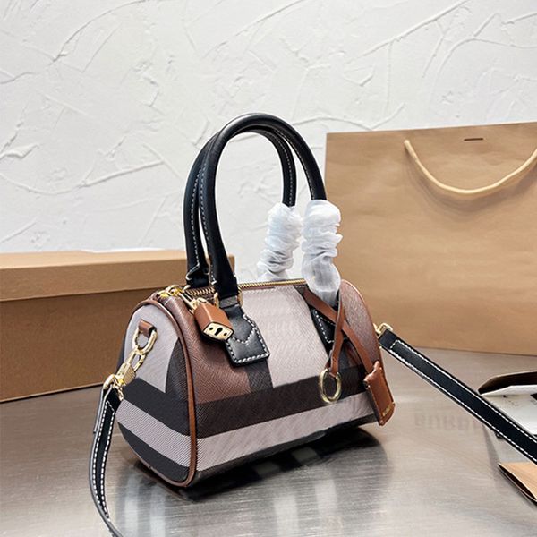 check totes bag split crossbody bag boston shoulder bags genuine leather zipper hardware large capacity detachable strap men purse women wal
check totes bag split crossbody bag boston shoulder bags genuine leather zipper hardware large capacity detachable strap men purse women wal