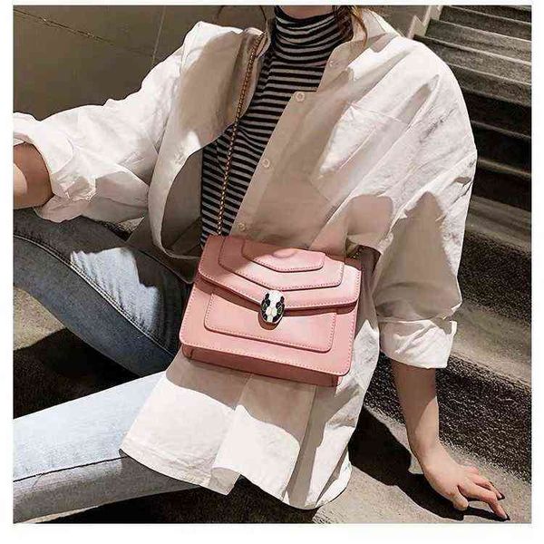 bags mini small square bag new leisure retro chain women's one shoulder portable messenger
bags mini small square bag new leisure retro chain women's one shoulder portable messenger