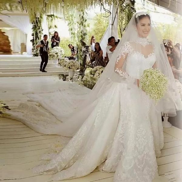 luxury shiny lace applique mermaid wedding dresses with detachable royal train 2022 high neck illusion long sleeve church wedding gown, White
luxury shiny lace applique mermaid wedding dresses with detachable royal train 2022 high neck illusion long sleeve church wedding gown, White