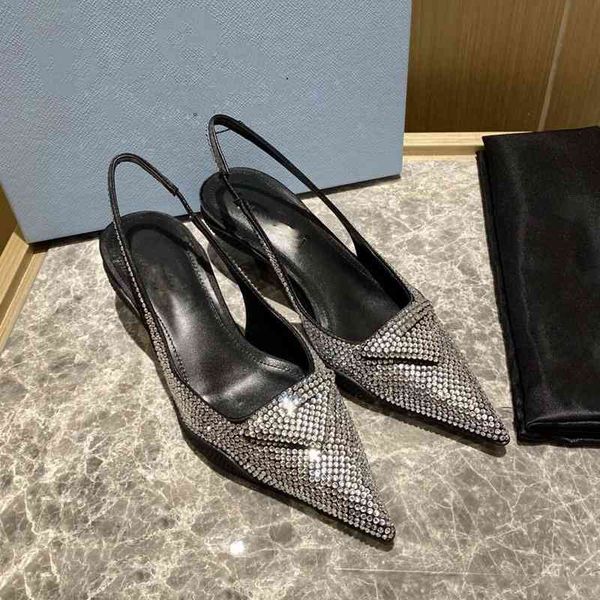 sandals triangular buckle pointed cat heel baotou sandals women's thin leather full drill back empty high-ed single 27co, Black
sandals triangular buckle pointed cat heel baotou sandals women's thin leather full drill back empty high-ed single 27co, Black