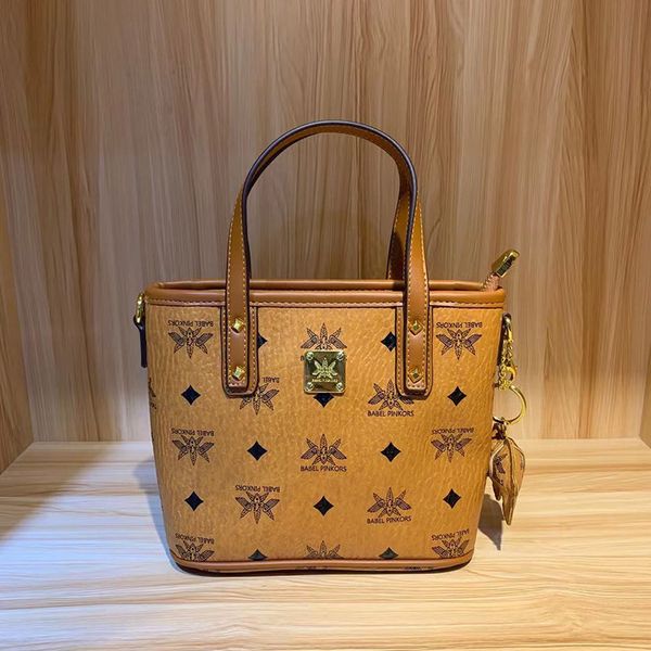vintage geometric prints tote bags for women 2023 luxury messenger bags designer split leather party messenger bag
vintage geometric prints tote bags for women 2023 luxury messenger bags designer split leather party messenger bag