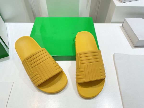 luxury slipper ladies multicolor platform sandal lambskin style flat slides designer sandals fashion summer casual slippers 0508, Black
luxury slipper ladies multicolor platform sandal lambskin style flat slides designer sandals fashion summer casual slippers 0508, Black