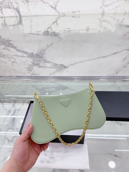 shopping bag crossbody bag trend fashion luxury designer bag one shoulder portable underarm bag multi-color optional
shopping bag crossbody bag trend fashion luxury designer bag one shoulder portable underarm bag multi-color optional