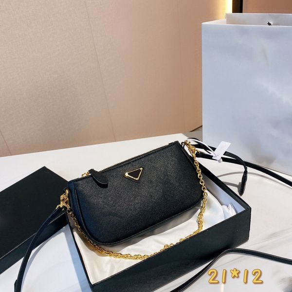 designers bags luxurys woman shoulder bags handbags solid color versatile letter messenger bag temperament fashion leisure wallet small squa
designers bags luxurys woman shoulder bags handbags solid color versatile letter messenger bag temperament fashion leisure wallet small squa