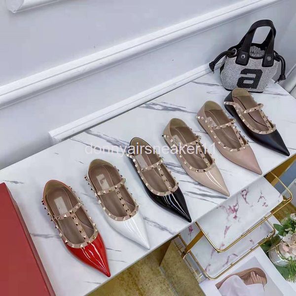 dress shoes heel rivet pointed flat sandals women's summer willow nail shallow hollow out comfort and fashion, Black
dress shoes heel rivet pointed flat sandals women's summer willow nail shallow hollow out comfort and fashion, Black