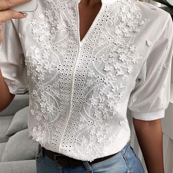 summer women casual chic plus size white blouses v neck hollow out floral pattern eyelet embroidery half sleeve daily wear 220407
summer women casual chic plus size white blouses v neck hollow out floral pattern eyelet embroidery half sleeve daily wear 220407