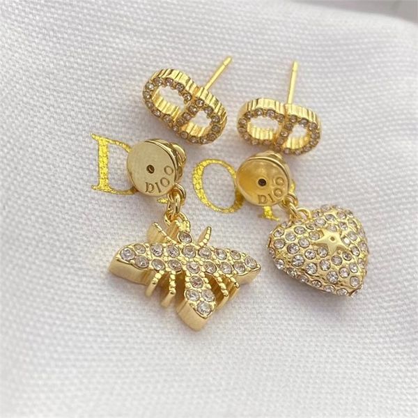 fashion jewelry online golden small love earrings simple temperament high sense female earrings accessories
fashion jewelry online golden small love earrings simple temperament high sense female earrings accessories