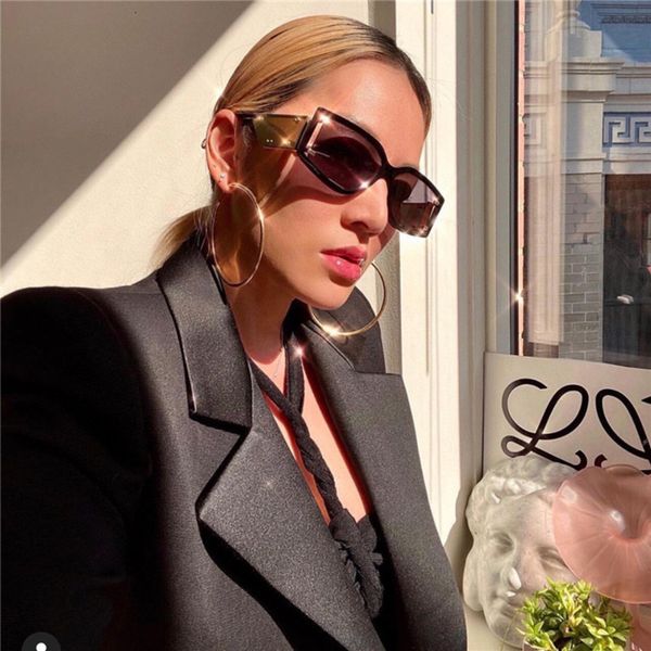sunglasses fashion brand ins fashion cat's eye concave anti uv classified, White;black
sunglasses fashion brand ins fashion cat's eye concave anti uv classified, White;black