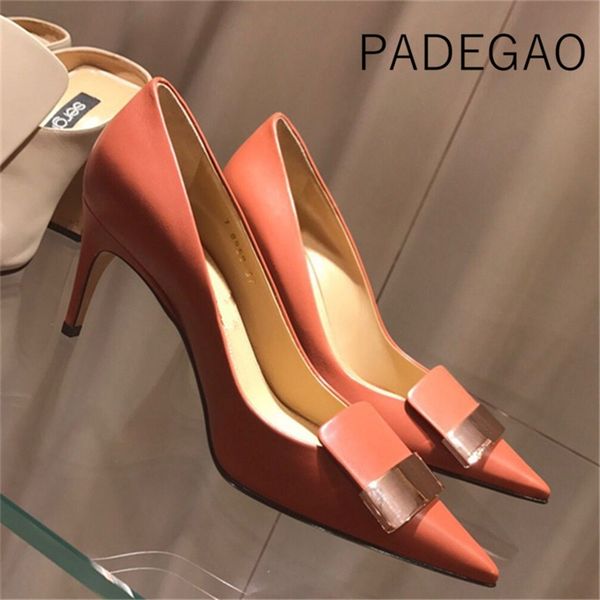 luxury designers womens fashion shoes bling pointed toe party high heels pumps shoes 220428, Black
luxury designers womens fashion shoes bling pointed toe party high heels pumps shoes 220428, Black