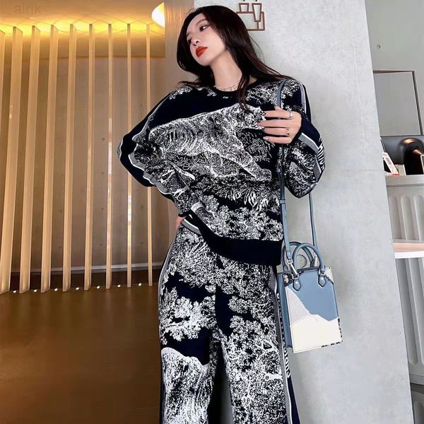 women two pieces dress sweater hoodies tracksuit with letter pattern sweaters and pants set outwears for lady pleated bottoms sets size, White
women two pieces dress sweater hoodies tracksuit with letter pattern sweaters and pants set outwears for lady pleated bottoms sets size, White