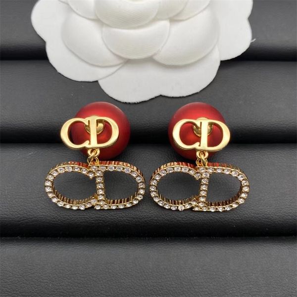 fashion jewelry online new letter full diamond earrings women's big red pearl net same earrings, Golden
fashion jewelry online new letter full diamond earrings women's big red pearl net same earrings, Golden