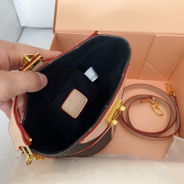 louiseity 1 viutonity totes designer luxury bags womens lvs luxurys designers handbag women bag mini purses handbags the tote onthego wallet
louiseity 1 viutonity totes designer luxury bags womens lvs luxurys designers handbag women bag mini purses handbags the tote onthego wallet